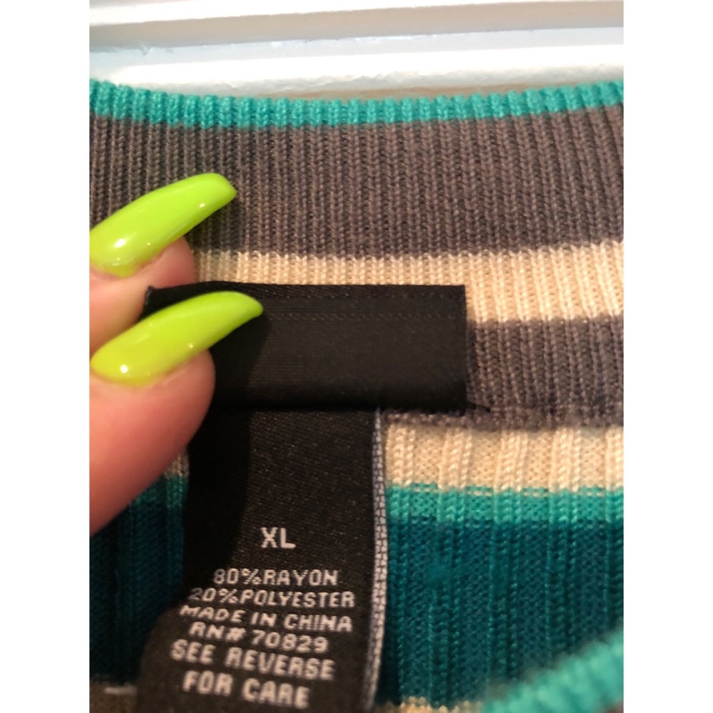 Rue 21 Ribbed Tank Top - Picture 4 of 4